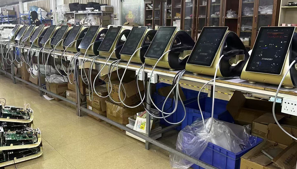 Quais equipamentos e máquinas são comumente utilizados em salões de beleza?